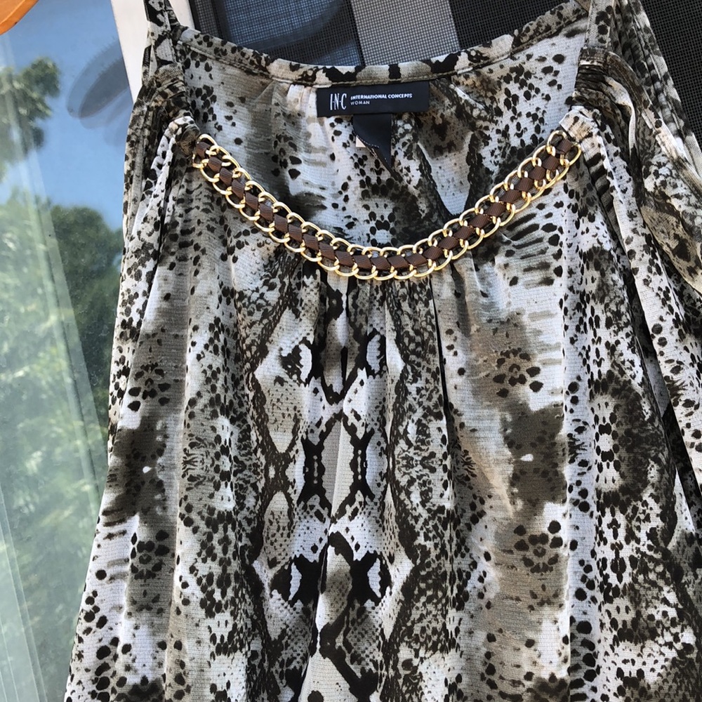 INC cold shoulder top